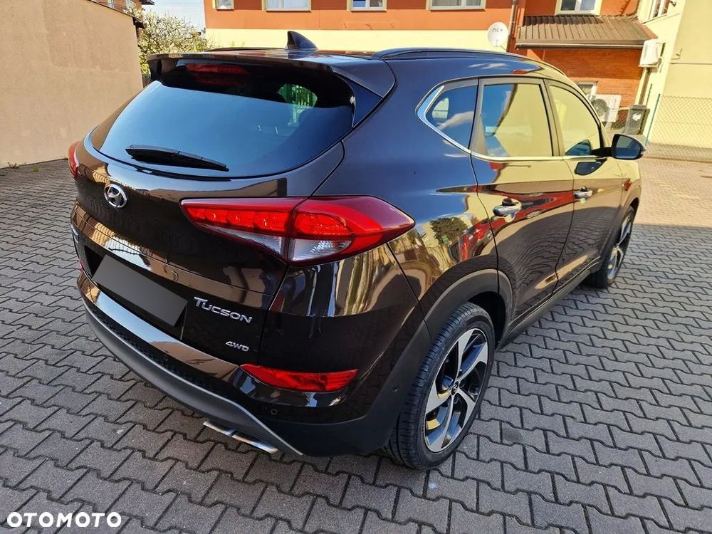 Hyundai Tucson 2.0 CRDi 4WD Automatik Intro Edition - 6