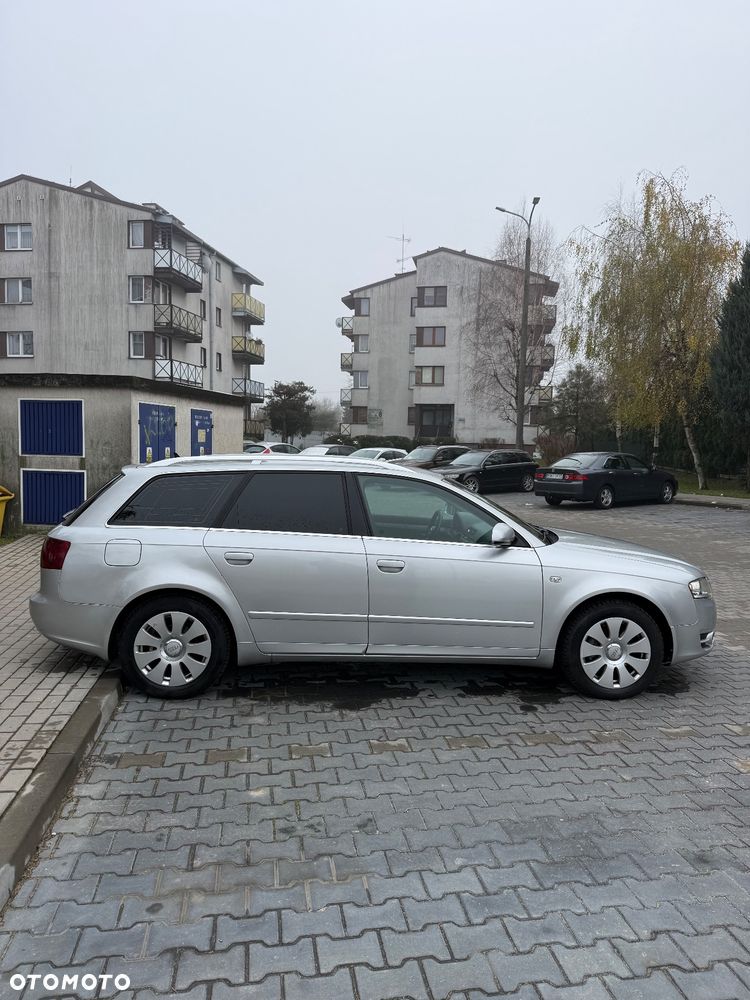 Audi A4 Avant 2.0 TDI - 7