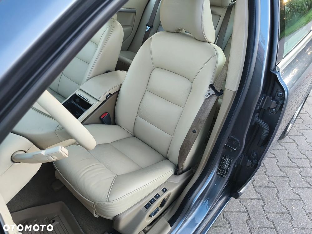Volvo S80 D5 Summum - 21