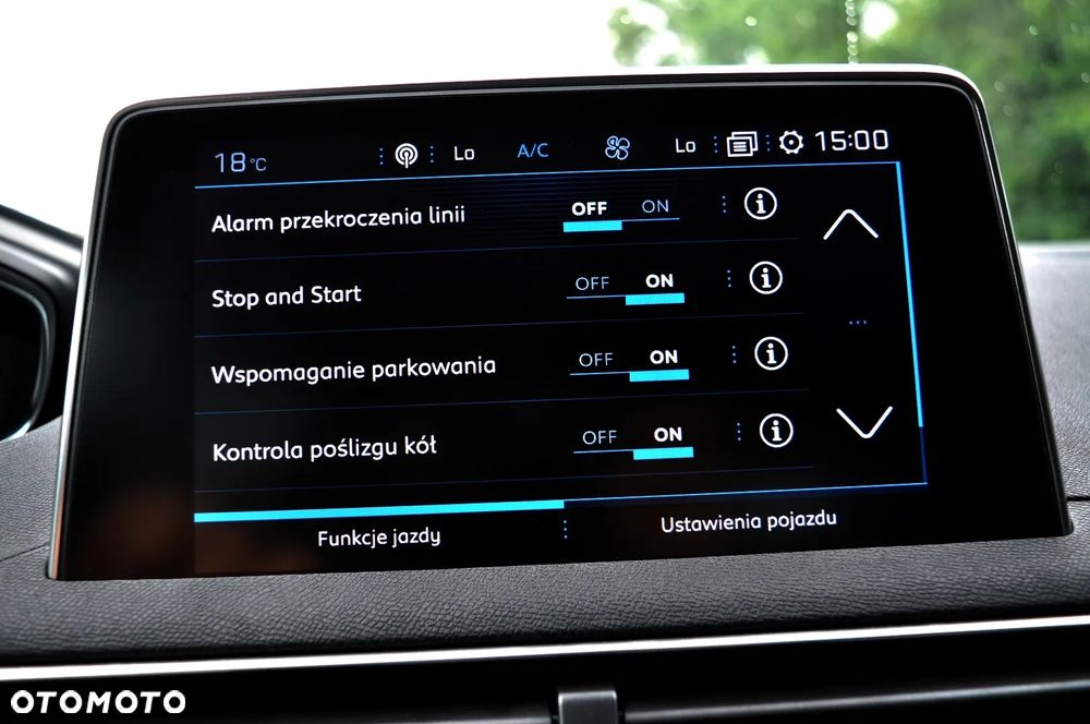 Peugeot 3008 1.2 PureTech Allure S&S - 28