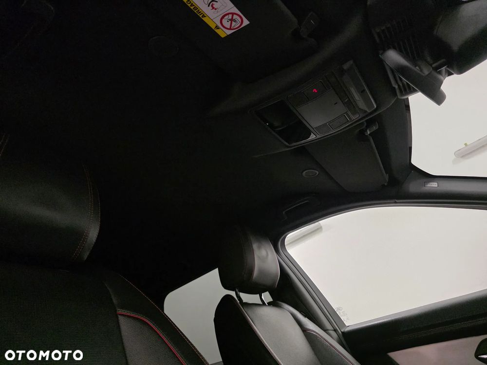 Land Rover Discovery Sport - 28