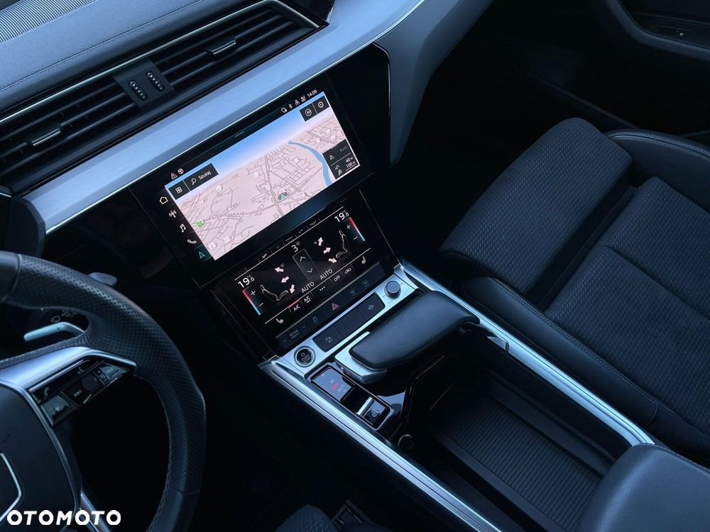 Audi e-tron Sportback - 33