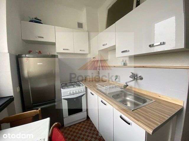 Mokotów_2Pok_48m2_ Kuchnia Z Oknem_Tramwaj_Autobus