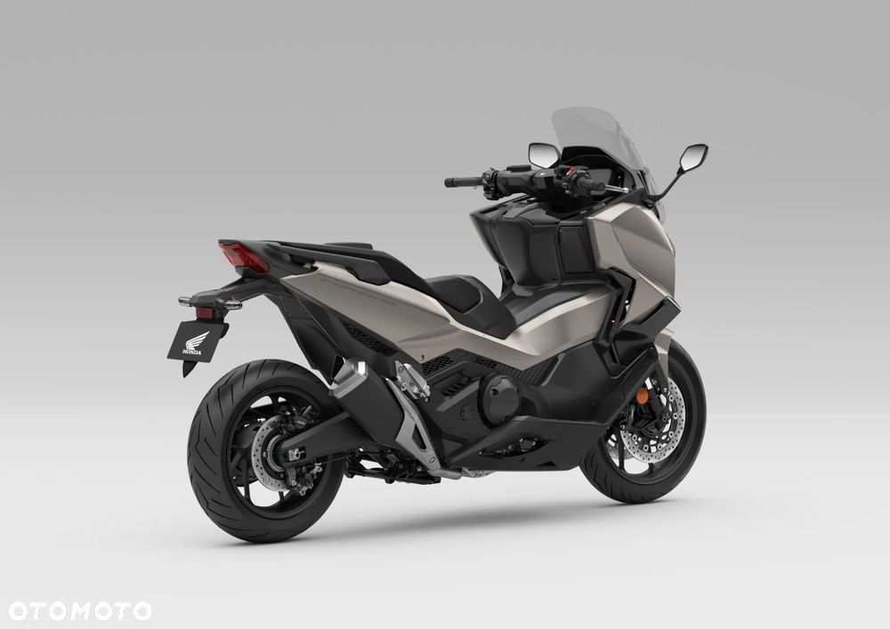 Honda NSS - 3
