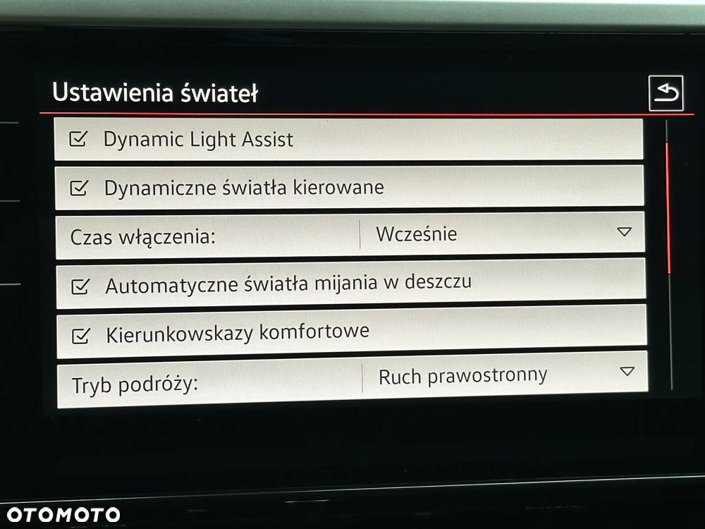 Volkswagen Arteon 2.0 TSI DSG R-Line - 32