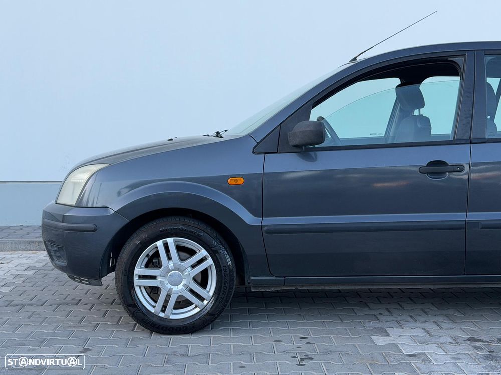 Ford Fusion 1.4 Trend - 4
