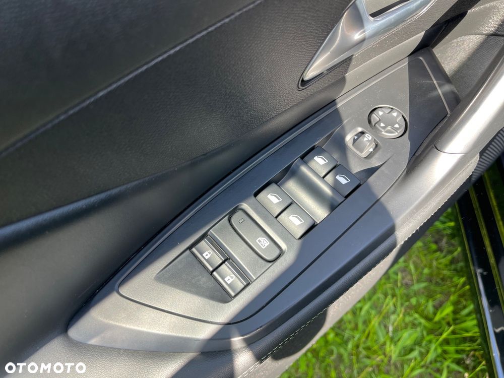 Peugeot 308 BlueHDi 130 EAT8 Active Pack - 22