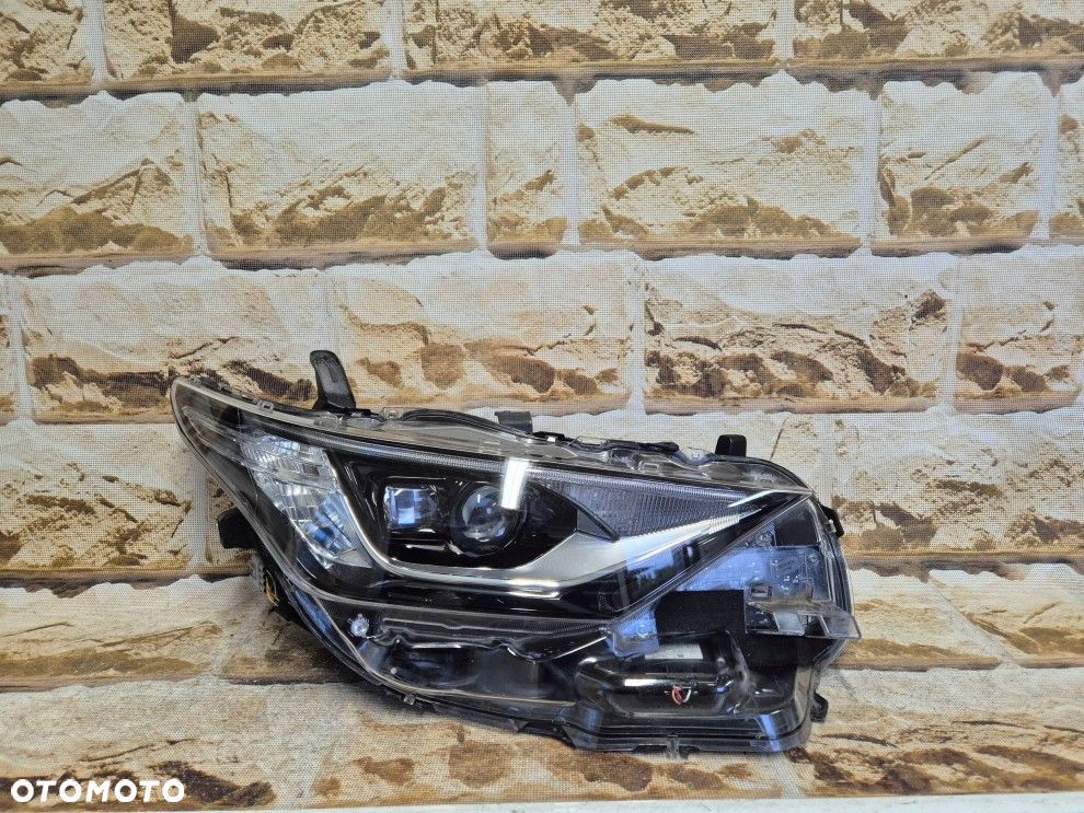 Reflektor strona prawa Toyota Auris II E180 full led lift - 12