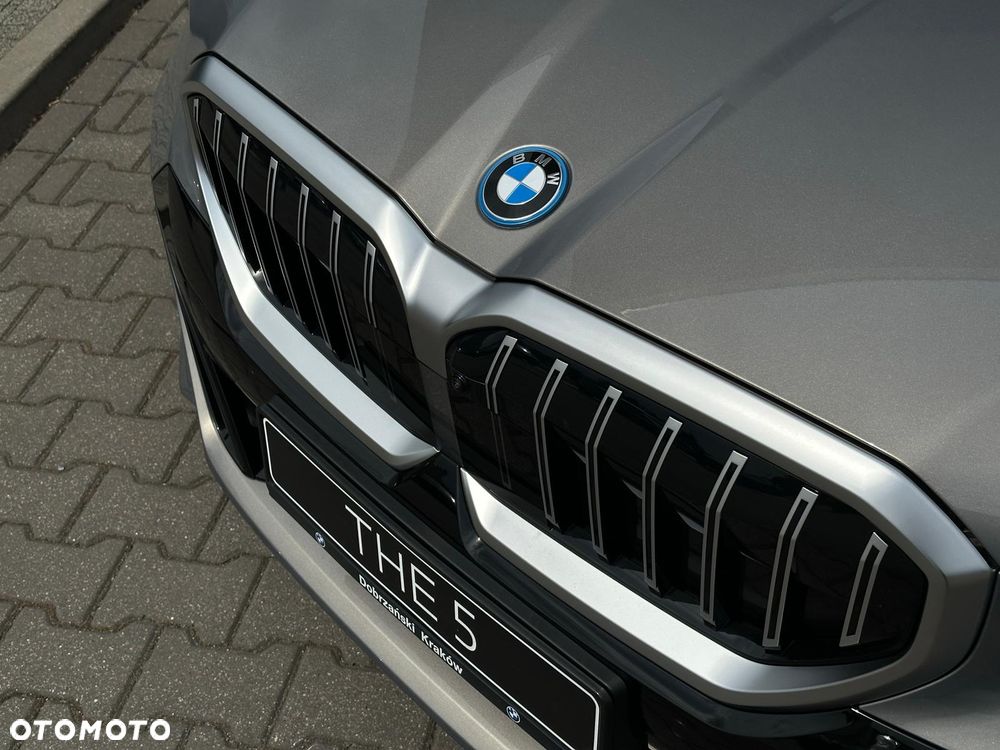 BMW Seria 5 530e xDrive PHEV - 5