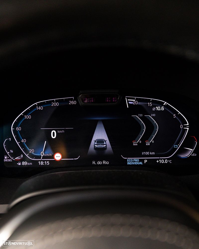 BMW 840 Gran Coupé d xDrive Pack M - 18