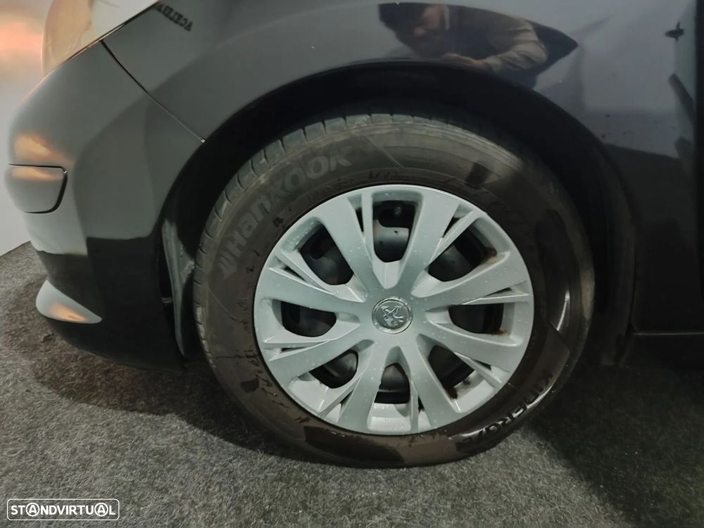 Peugeot 207 1.4 HDi Trendy - 28