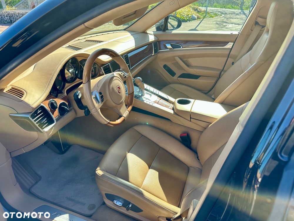 Porsche Panamera S PDK - 5