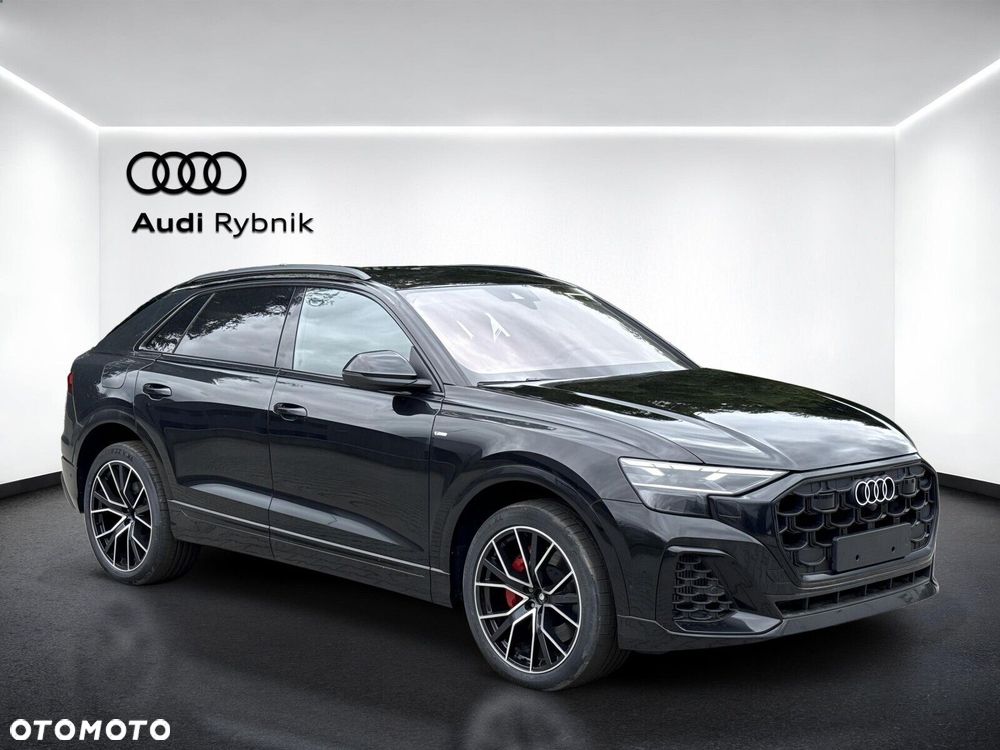 Audi Q8 - 8