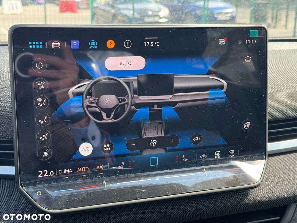 Volkswagen T-Roc 1.5 eTSI Life DSG - 23