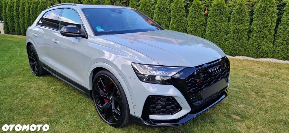 Audi RS Q8 - 1