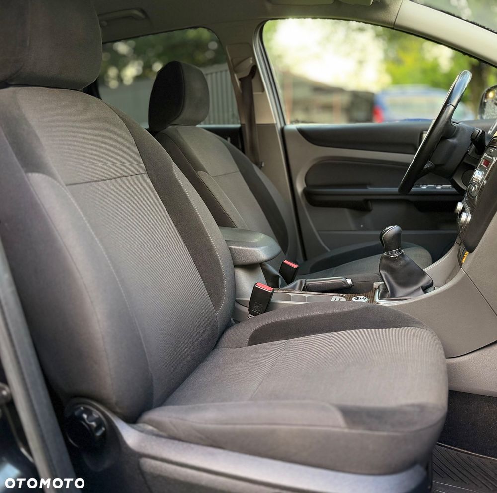Ford Focus - 16