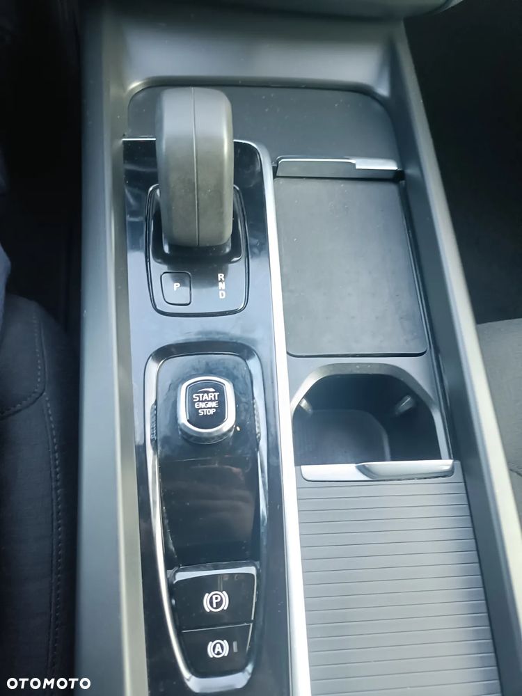 Volvo XC 60 B4 D AWD Geartronic Momentum Pro - 14