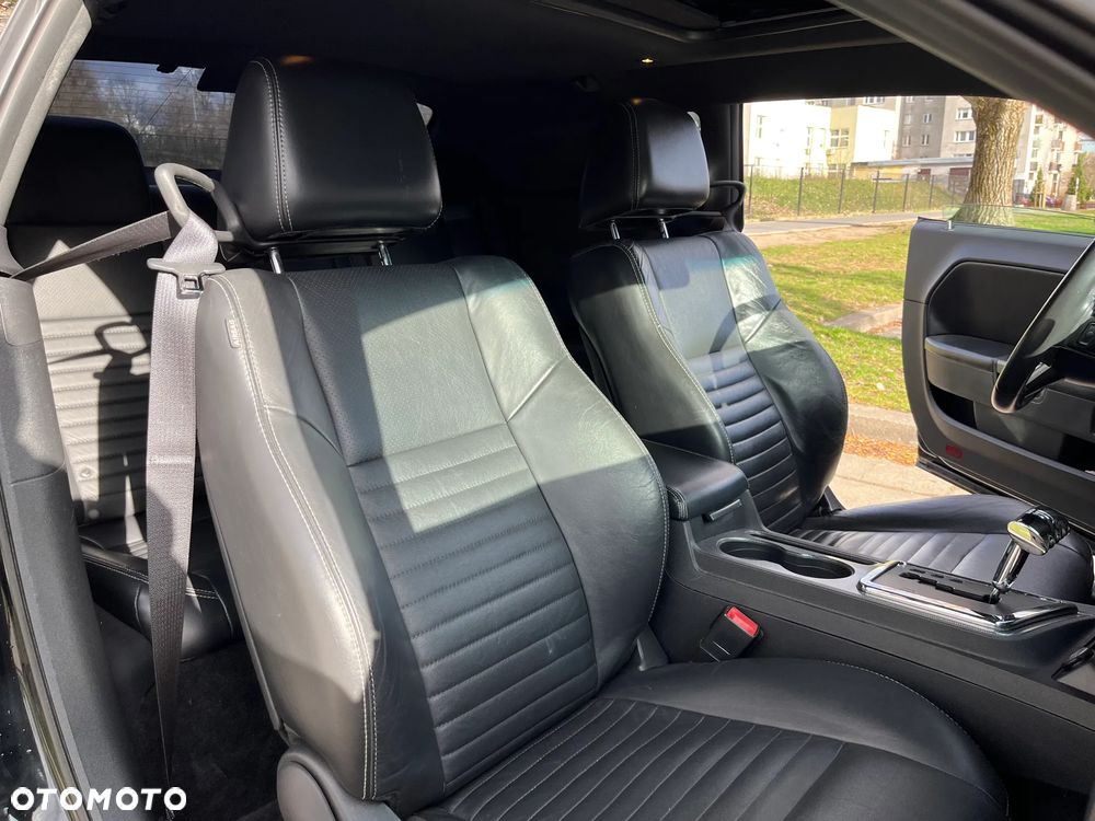 Dodge Challenger 5.7 R/T - 20