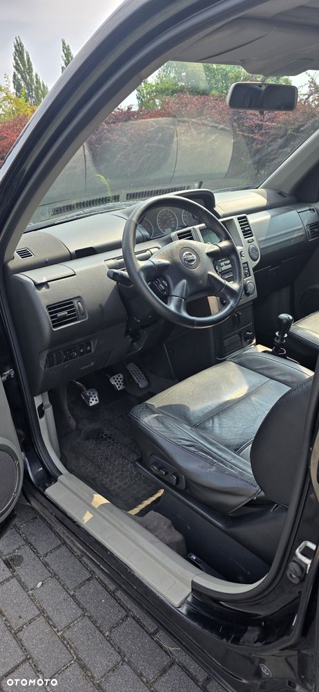 Nissan X-Trail 2.2 dCi Comfort + - 13