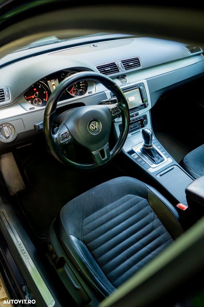 Volkswagen Passat 2.0 TDI Comfortline DPF DSG - 16
