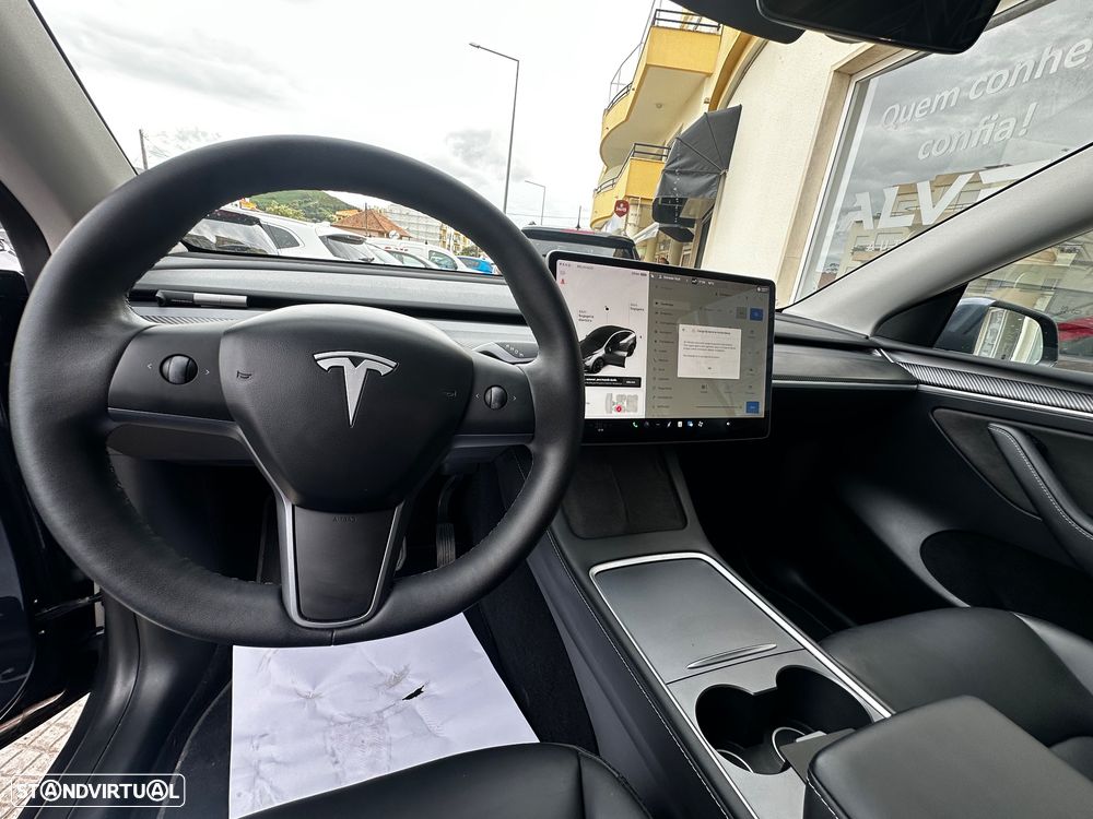 Tesla Model Y Long Range Tração Integral - 21