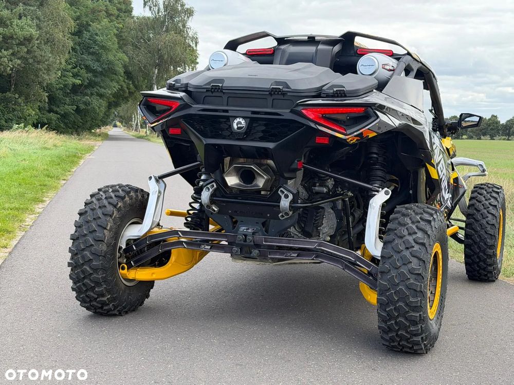 Can-Am Maverick - 19
