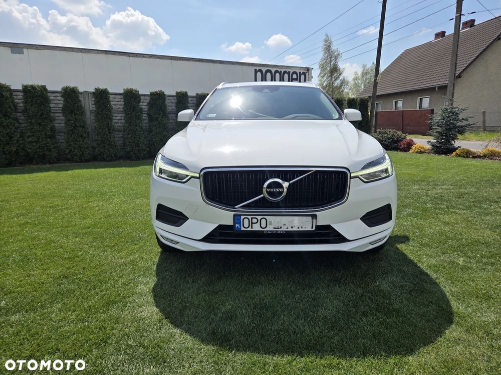 Volvo XC 60 D4 AWD Momentum - 2