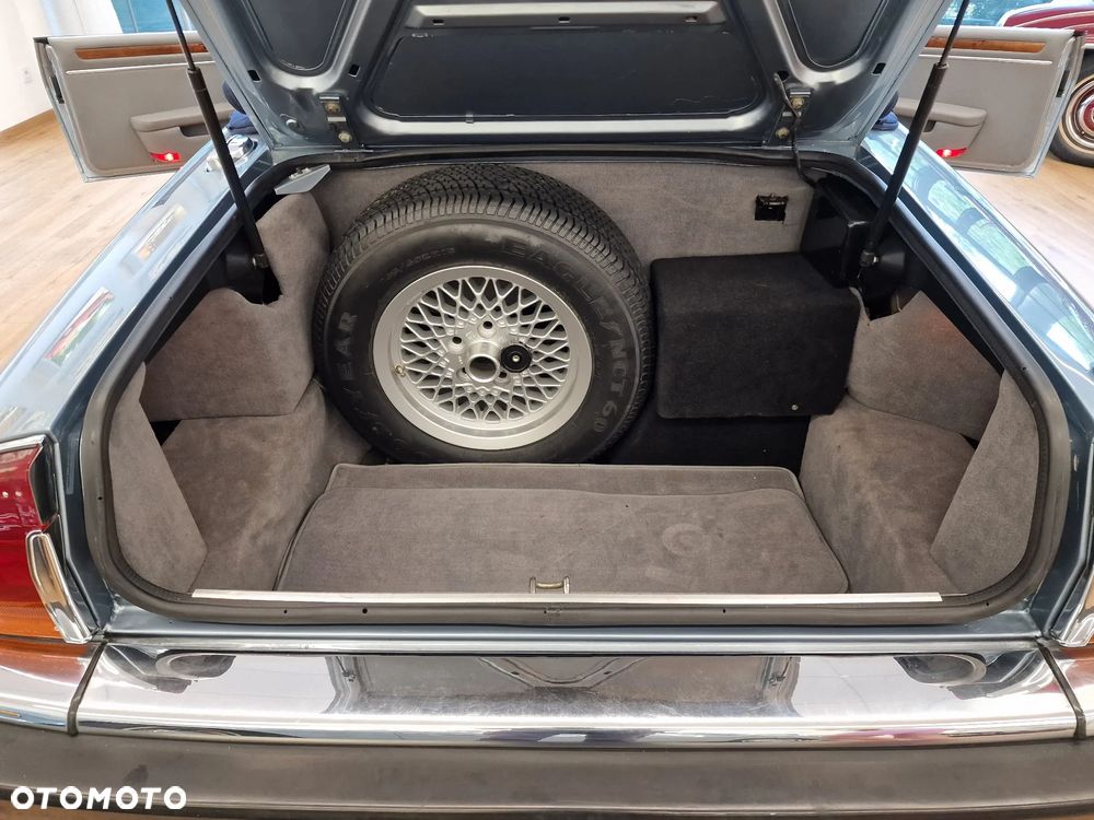 Jaguar XJS Convertible 5.3 - 32