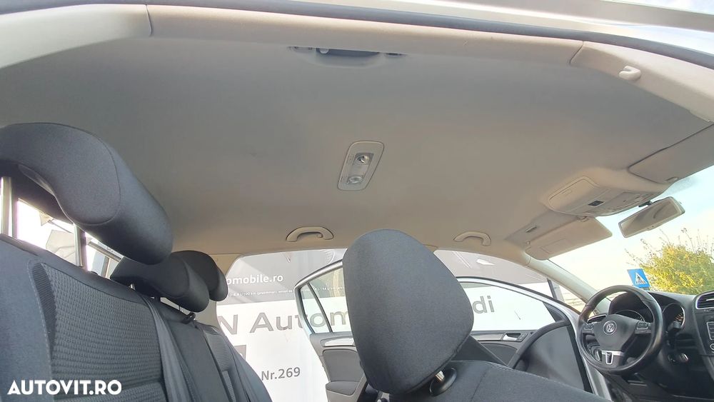 Volkswagen Golf 2.0 TDI DPF Comfortline - 31