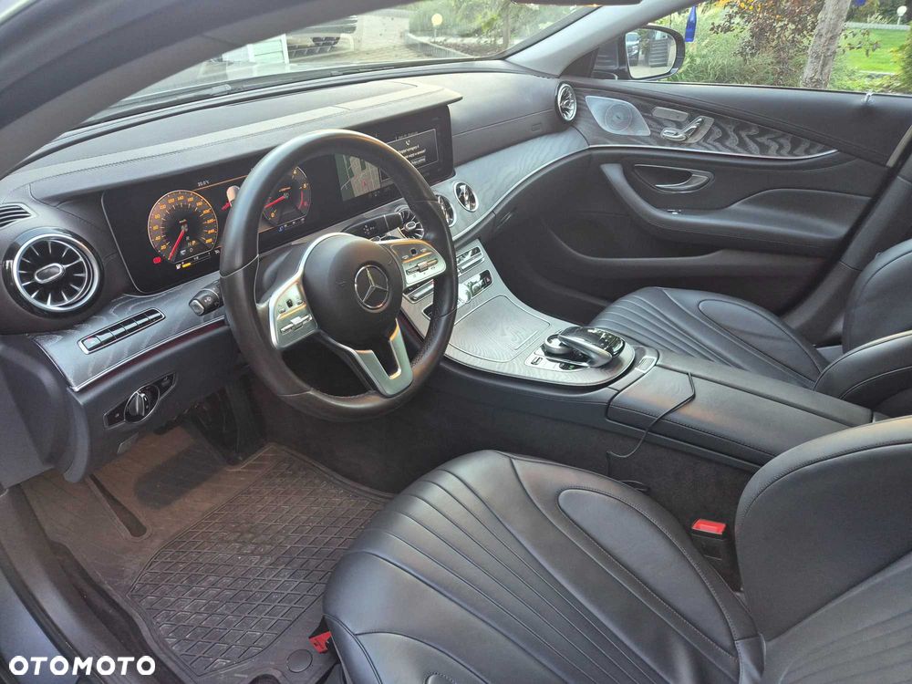 Mercedes-Benz CLS - 8
