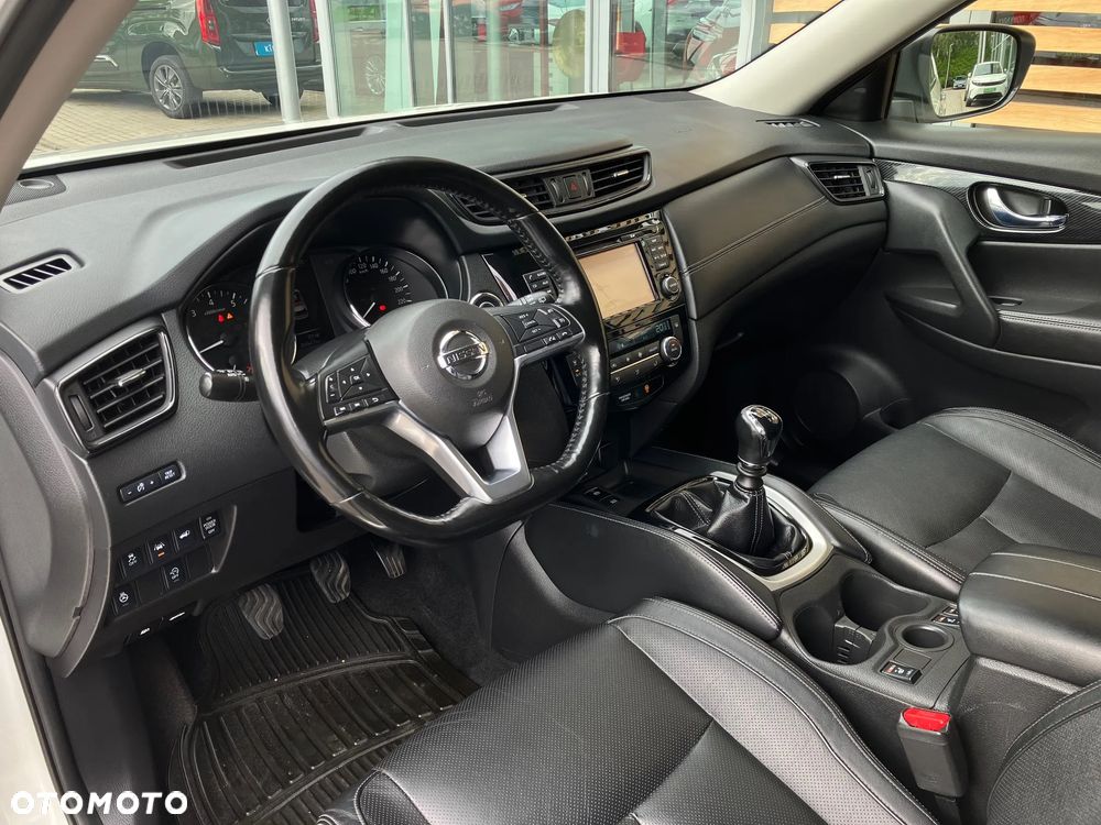 Nissan X-Trail 1.6 DIG-T Tekna 2WD 7os - 34