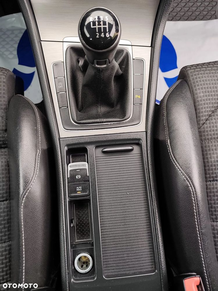 Volkswagen Golf VII 1.4 TSI BMT Highline Perfectline - 29