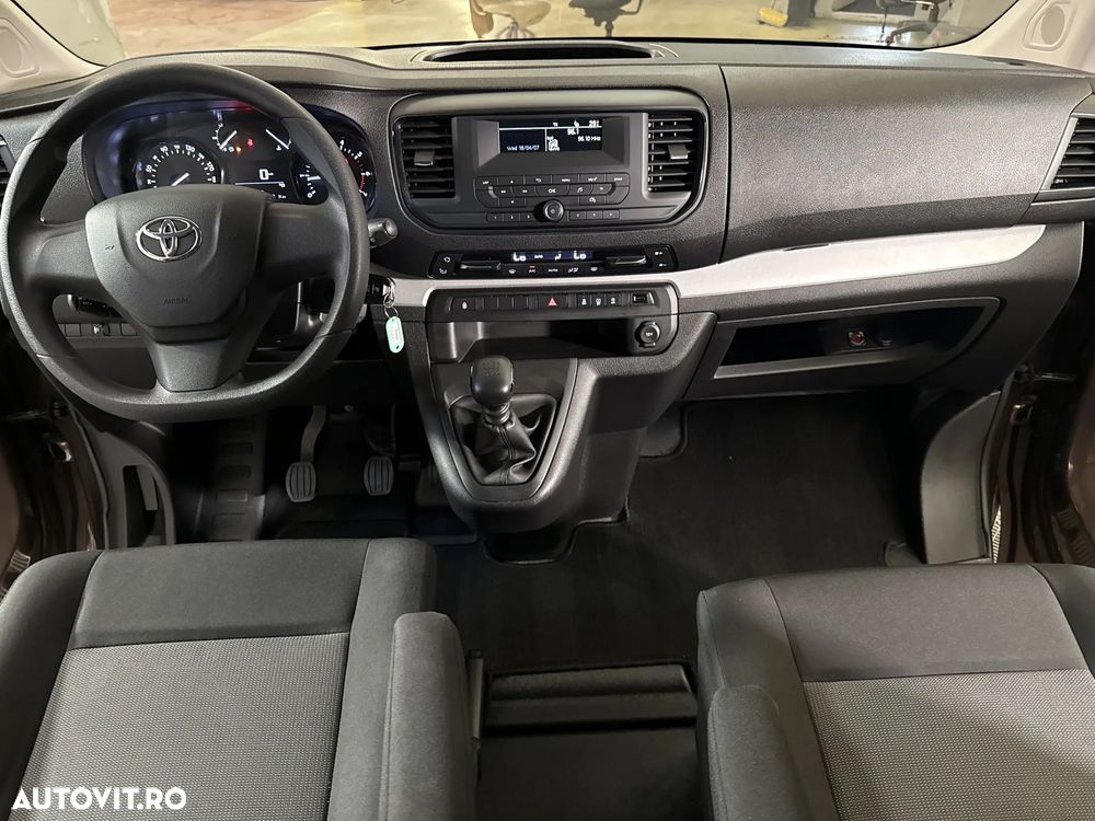 Toyota Proace - 10