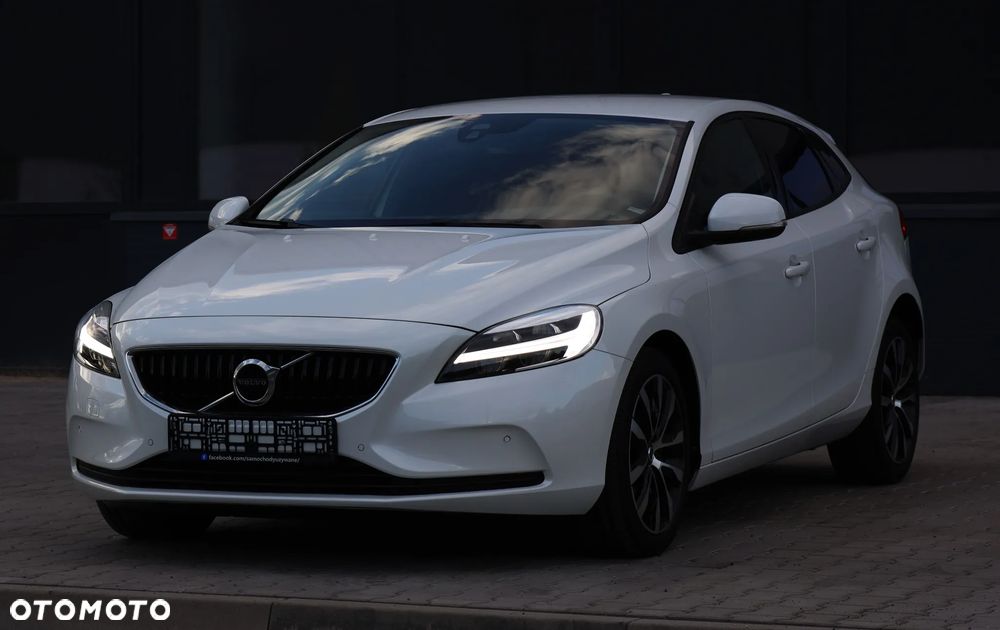 Volvo V40 T2 Drive-E Momentum - 37