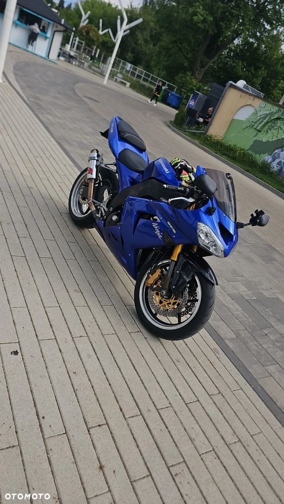 Kawasaki ZX - 2