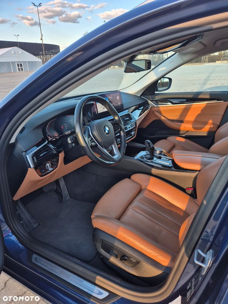 BMW Seria 5 520d Sport Line sport - 6