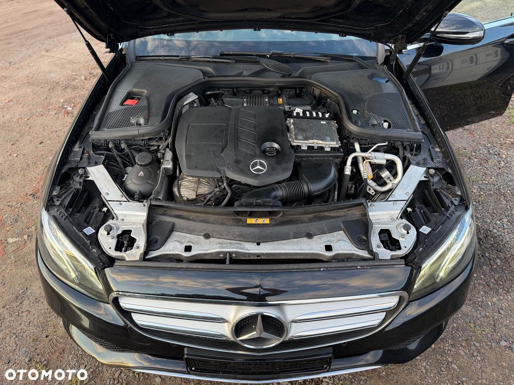 Mercedes-Benz Klasa E 220 d 9G-TRONIC Avantgarde - 34
