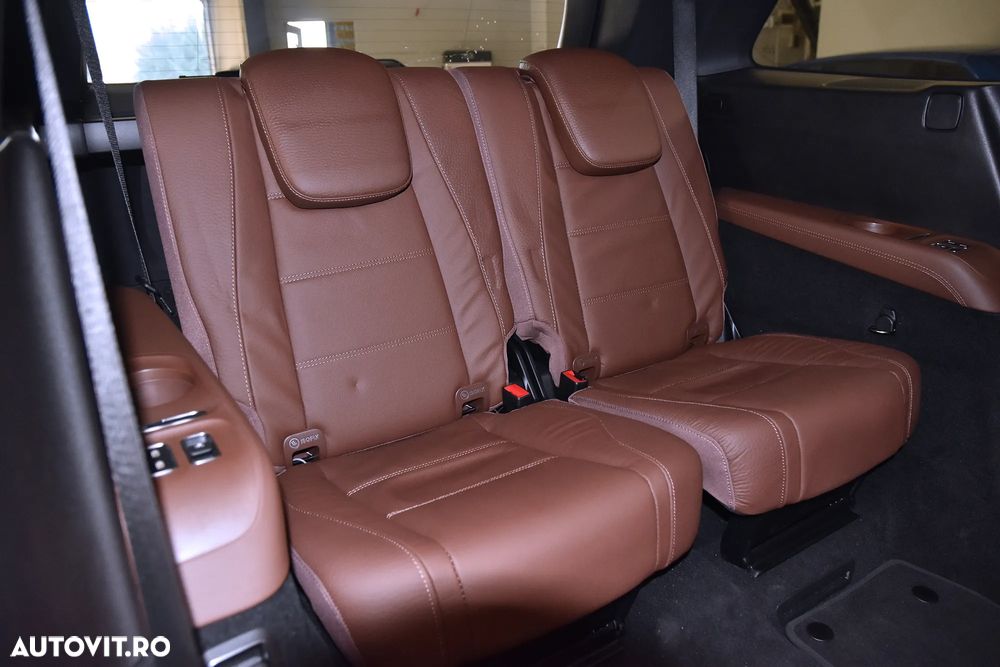 Mercedes-Benz GLS - 14