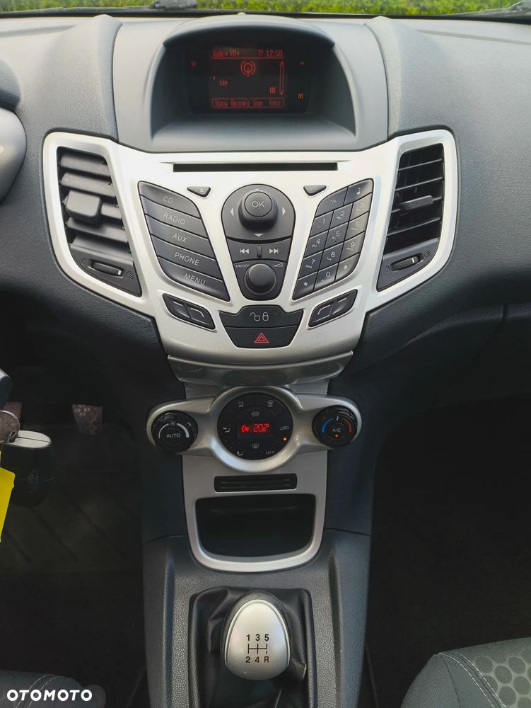 Ford Fiesta 1.25 Titanium EU5 - 26