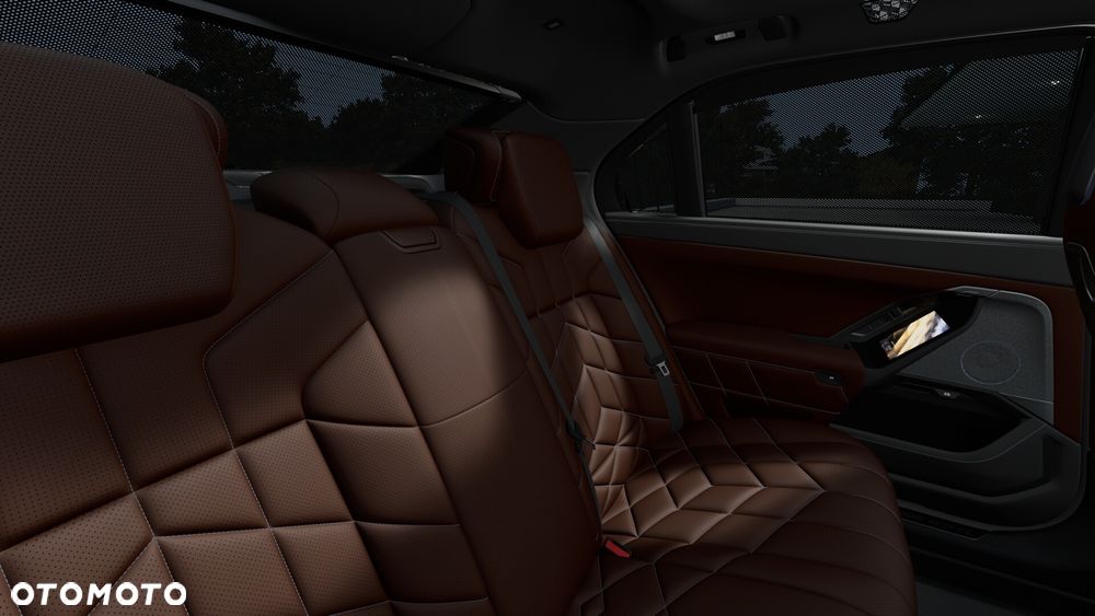 BMW Seria 7 740 xDrive - 13