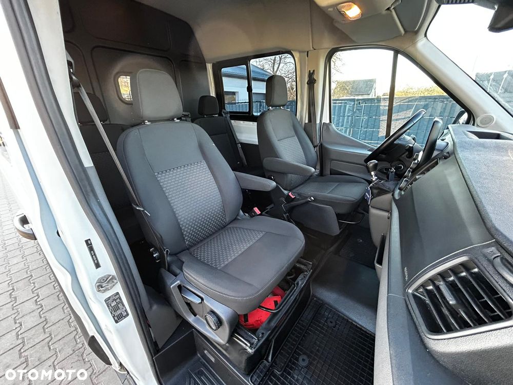 Ford Transit - 17