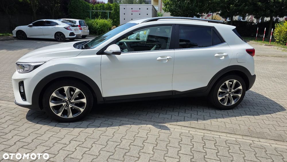 Kia Stonic 1.6 CRDi L - 3