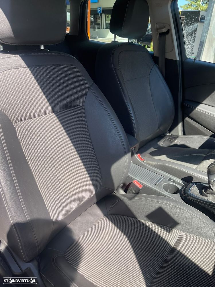 Opel Astra Sports Tourer - 10