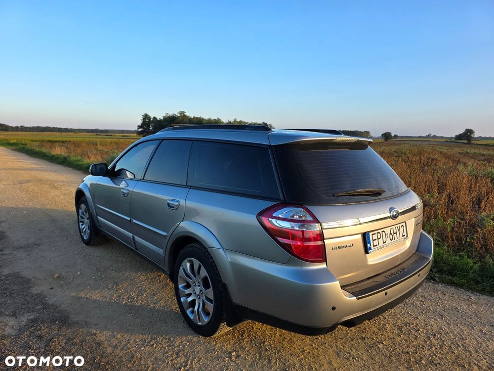 Subaru Outback - 3