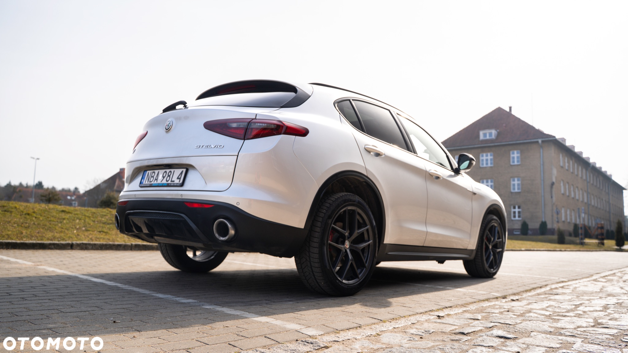 Alfa Romeo Stelvio 2.0 Turbo 16V AT8-Q4 Veloce Ti - 12