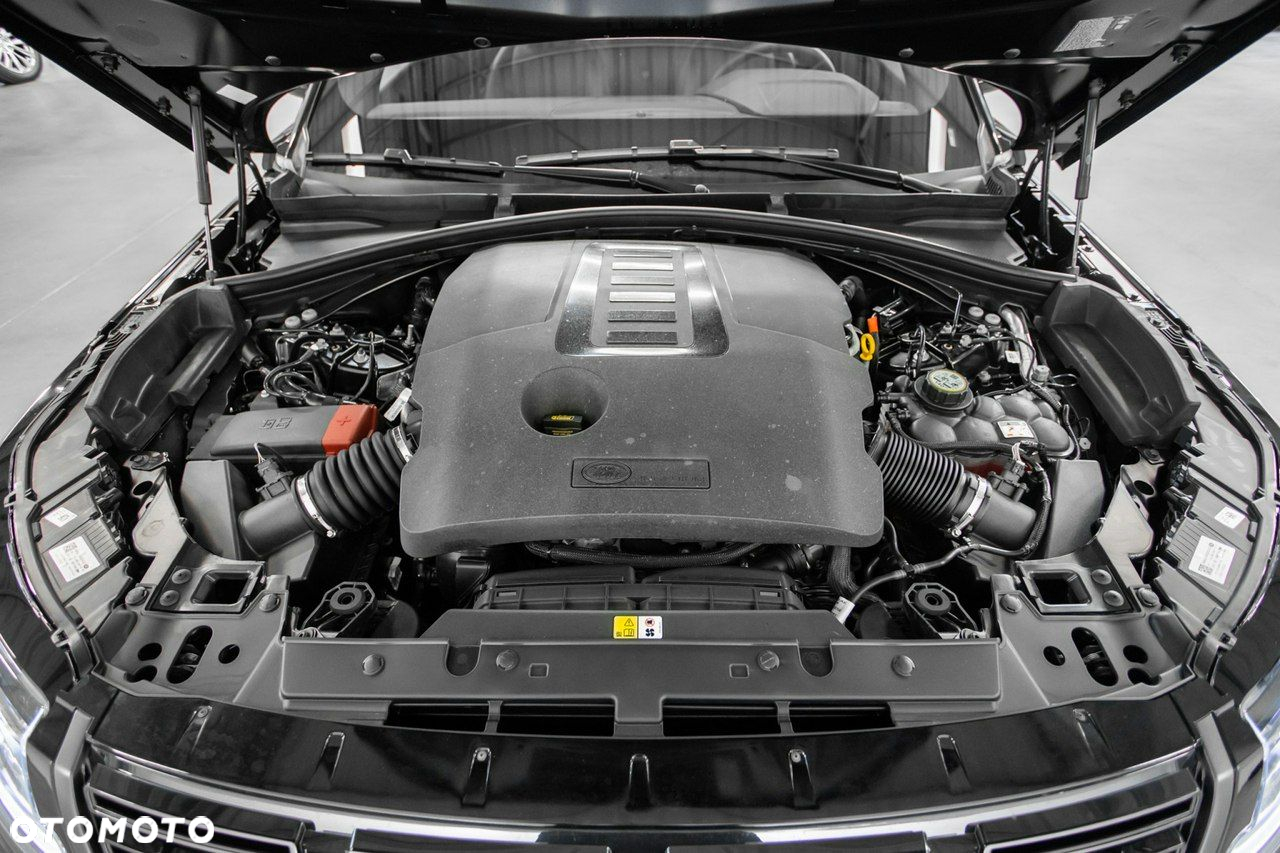 Land Rover Range Rover Velar - 16
