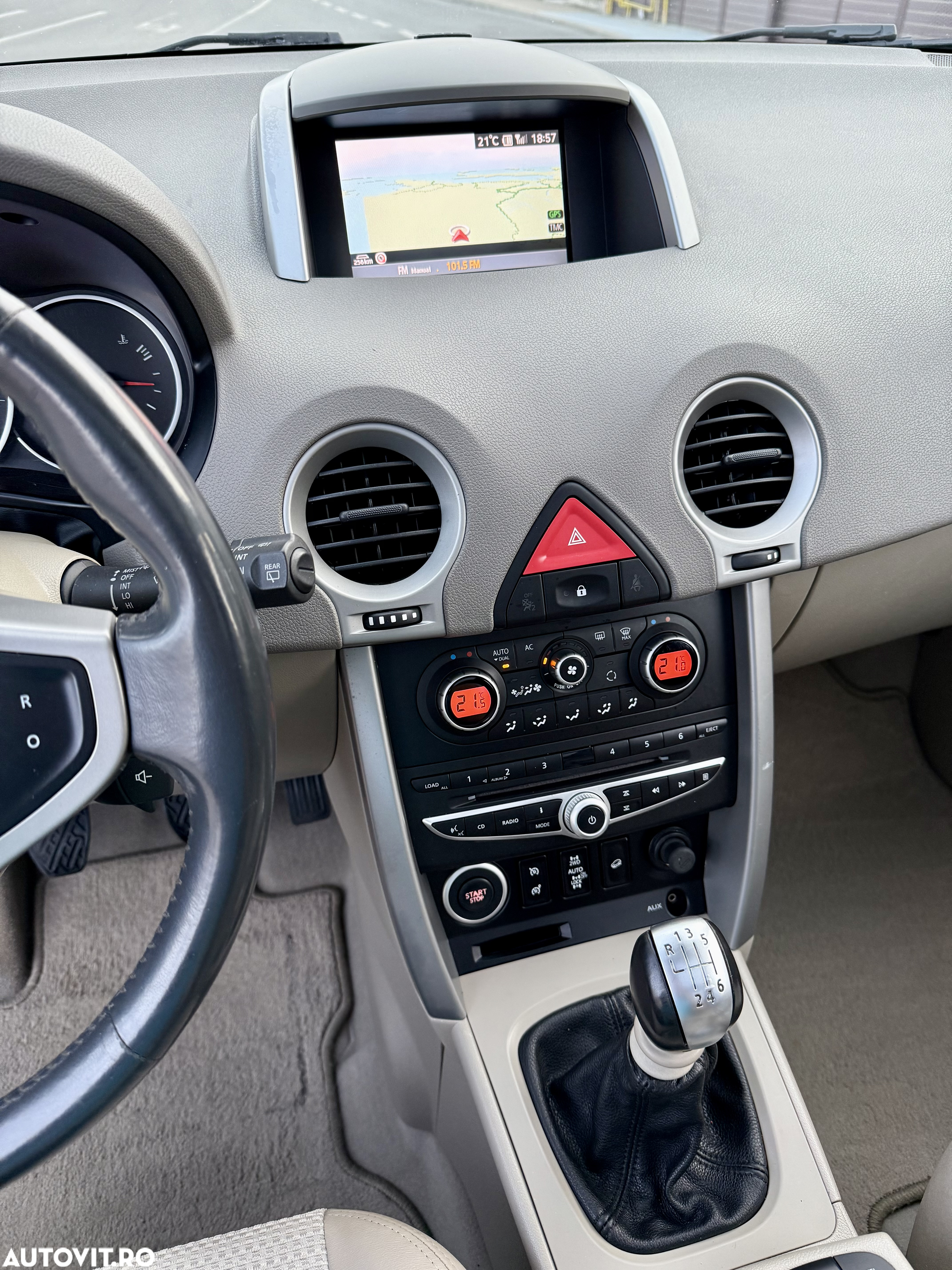 Renault Koleos 2.0 dCI FAP 4x4 Luxe - 10