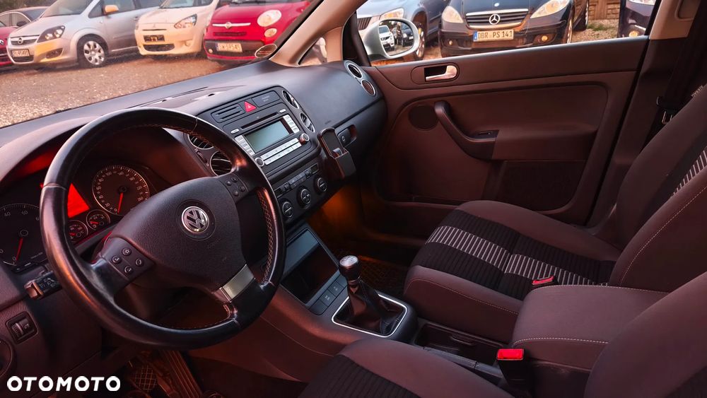 Volkswagen Golf - 15