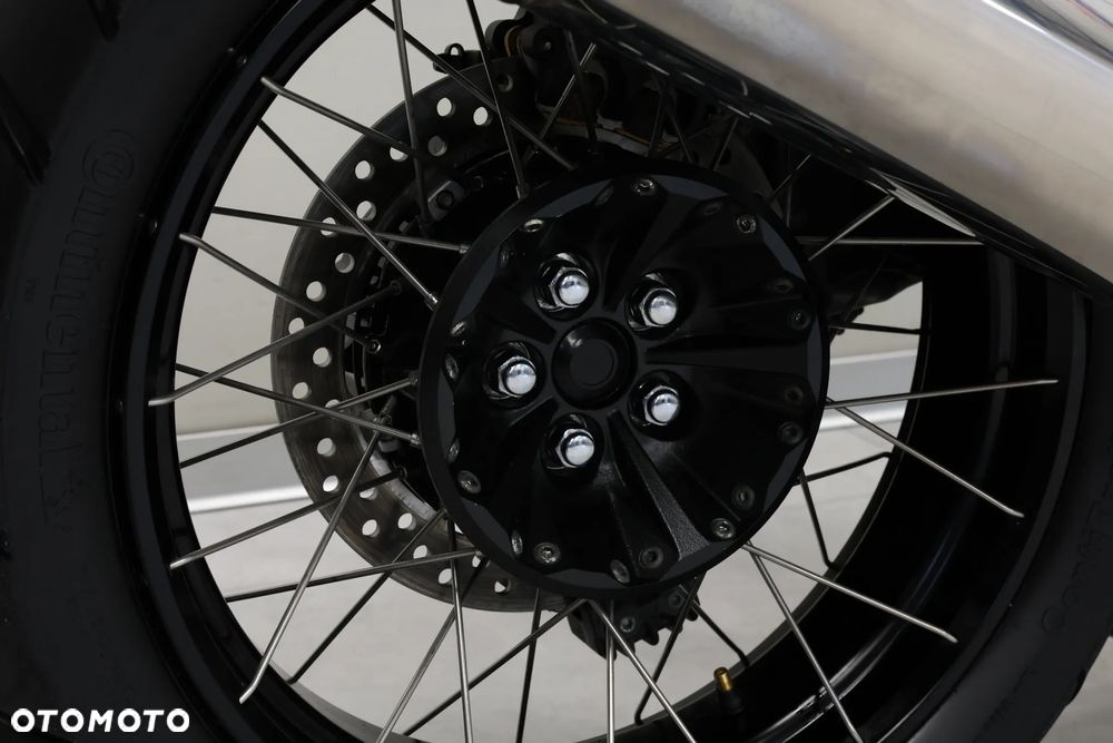 Honda VFR - 37