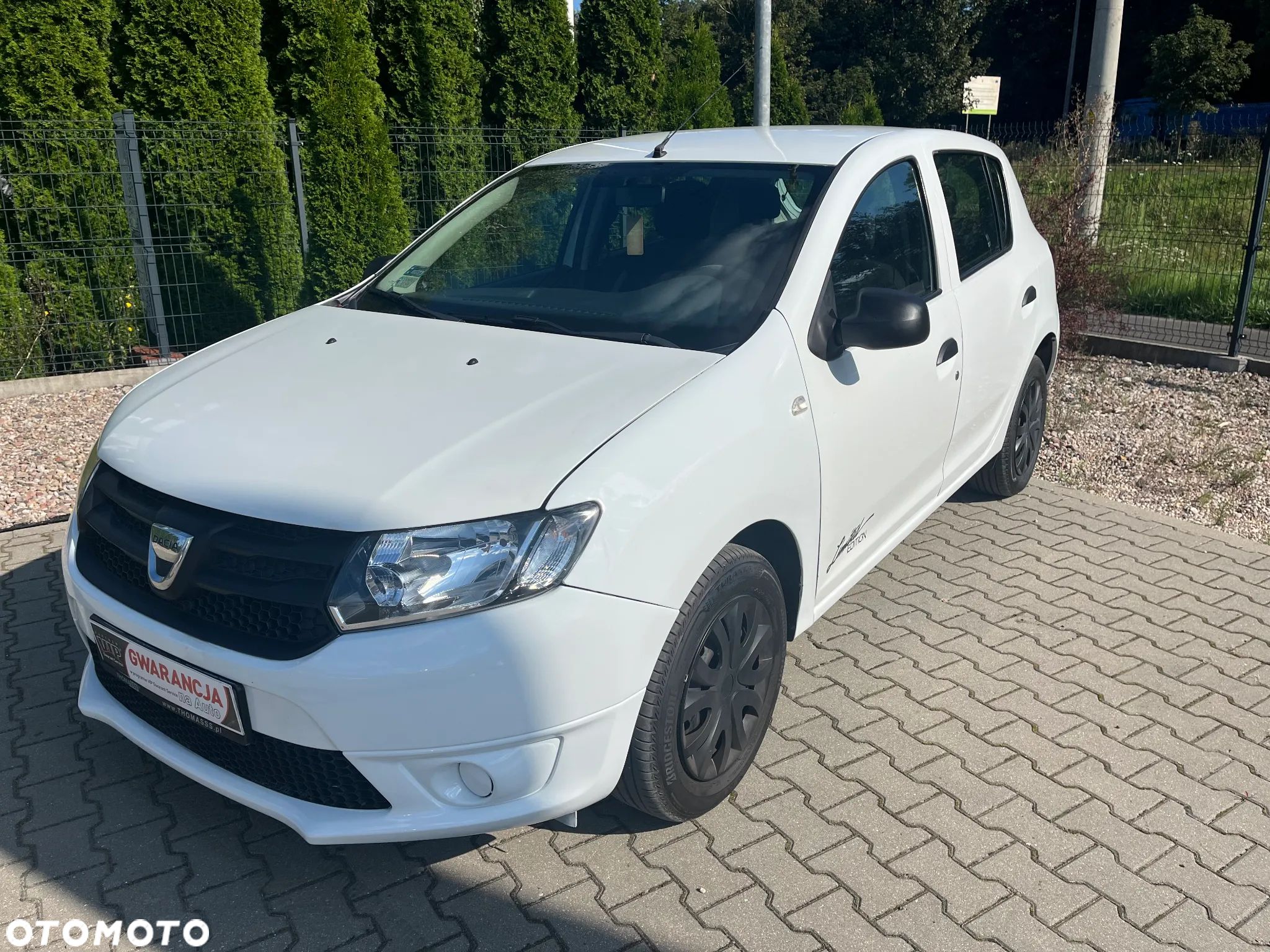 Dacia Sandero 1.2 16V 75 Ambiance - 1